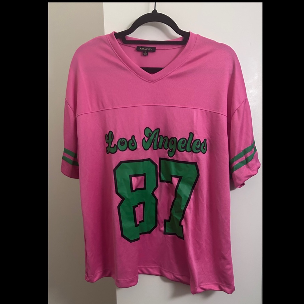 ✨ Vintage-Inspired Pink & Green Jersey Top✨